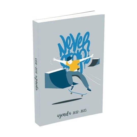 Agenda scolaire Never stop 12x17cm - tiboutik.re