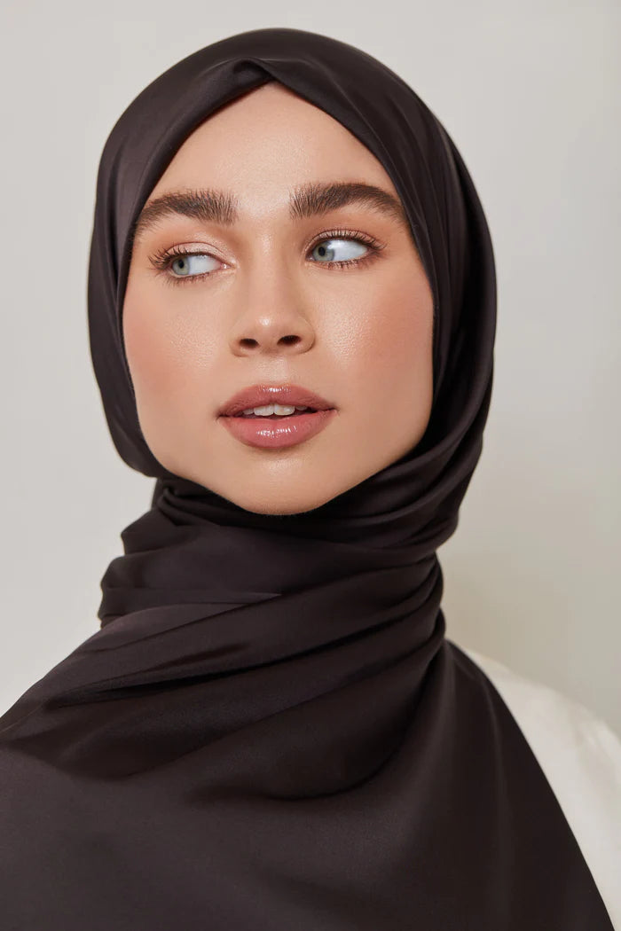 Hijab satin NOIR