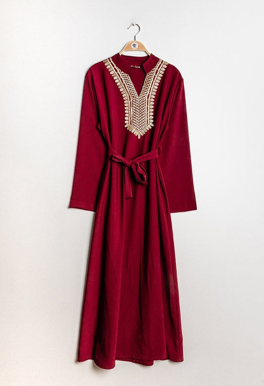 Robe brodée ceinturée BORDEAUX