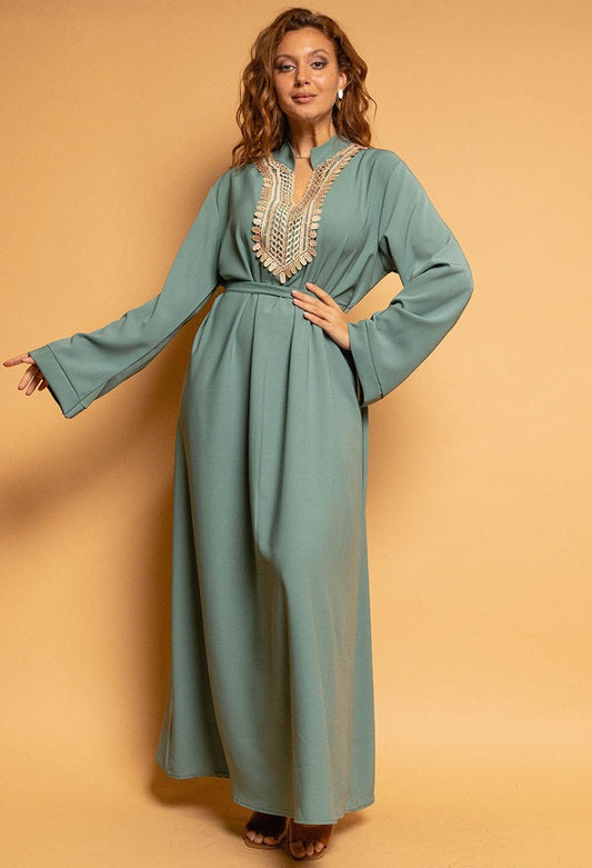 Robe brodée ceinturée VERT CLAIR